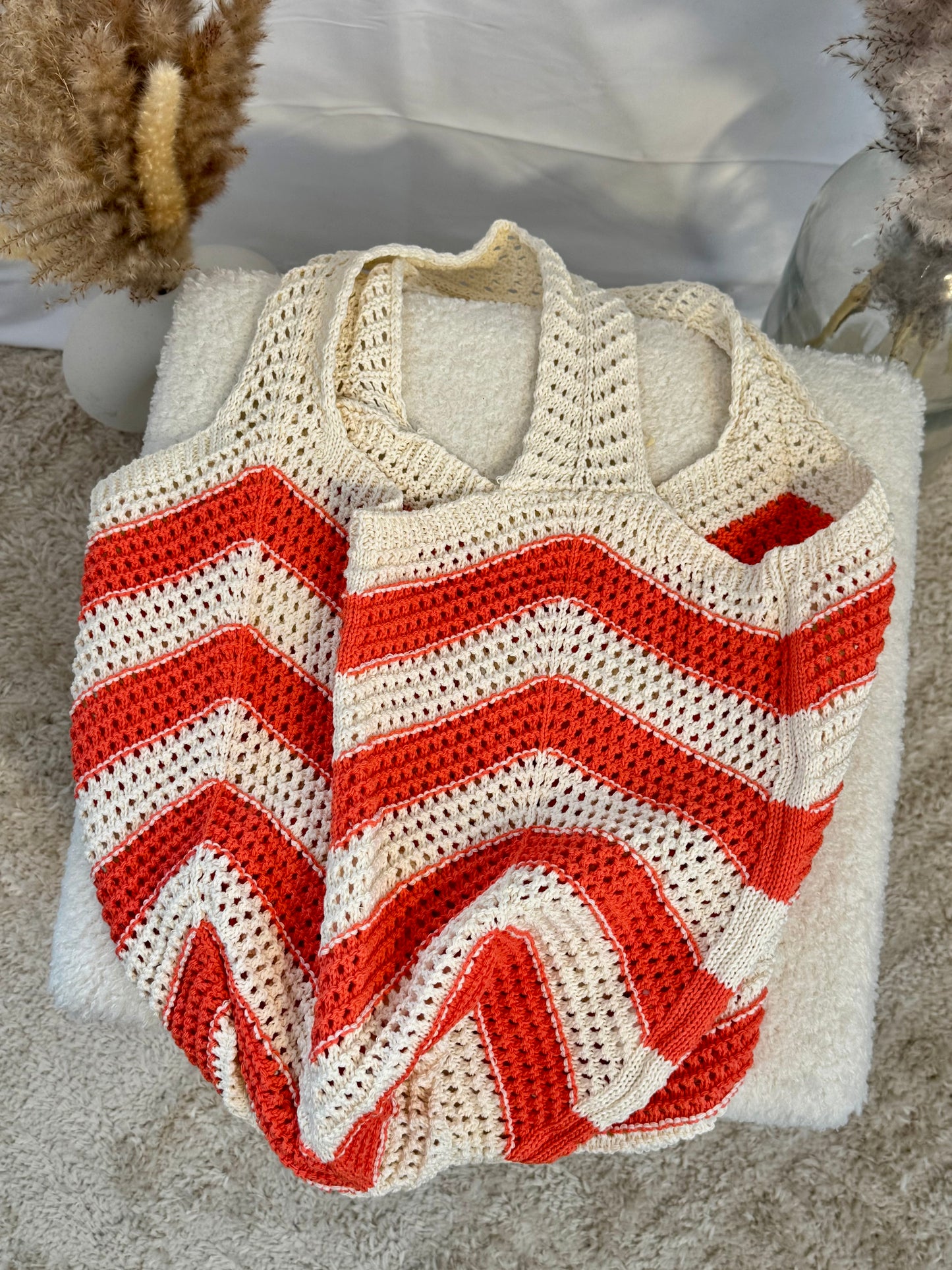 Sac tricot beige et corail