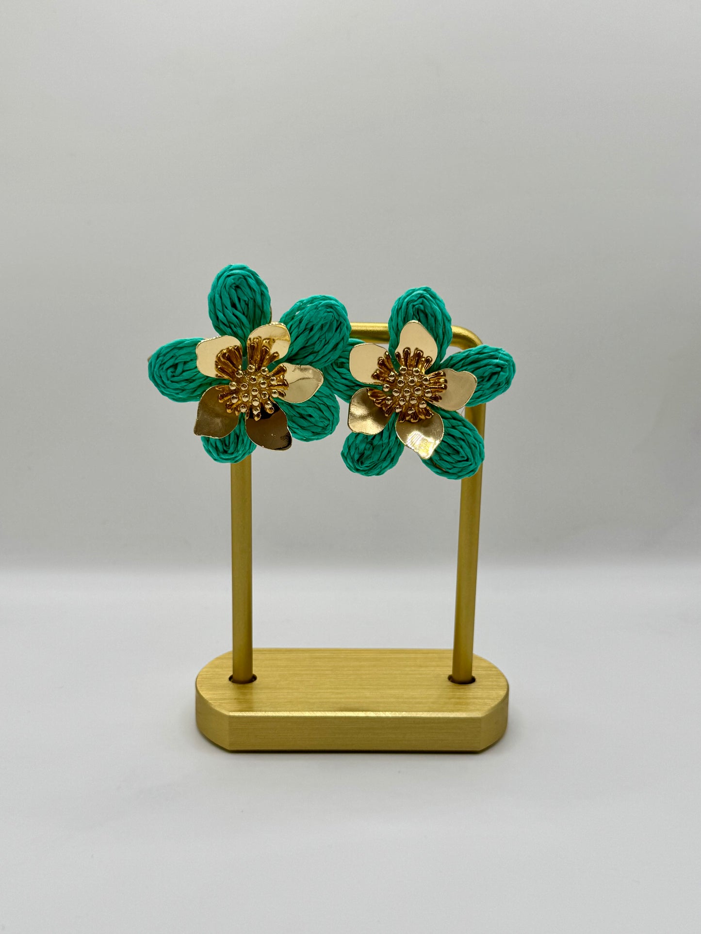 Boucles fleur vert eau