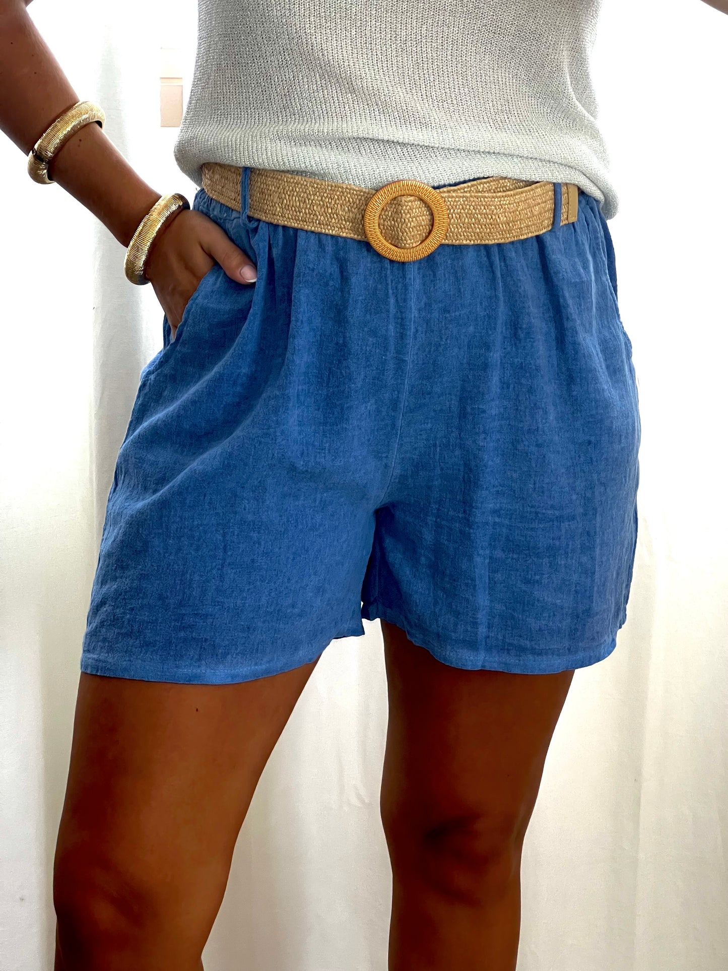 Short bleu