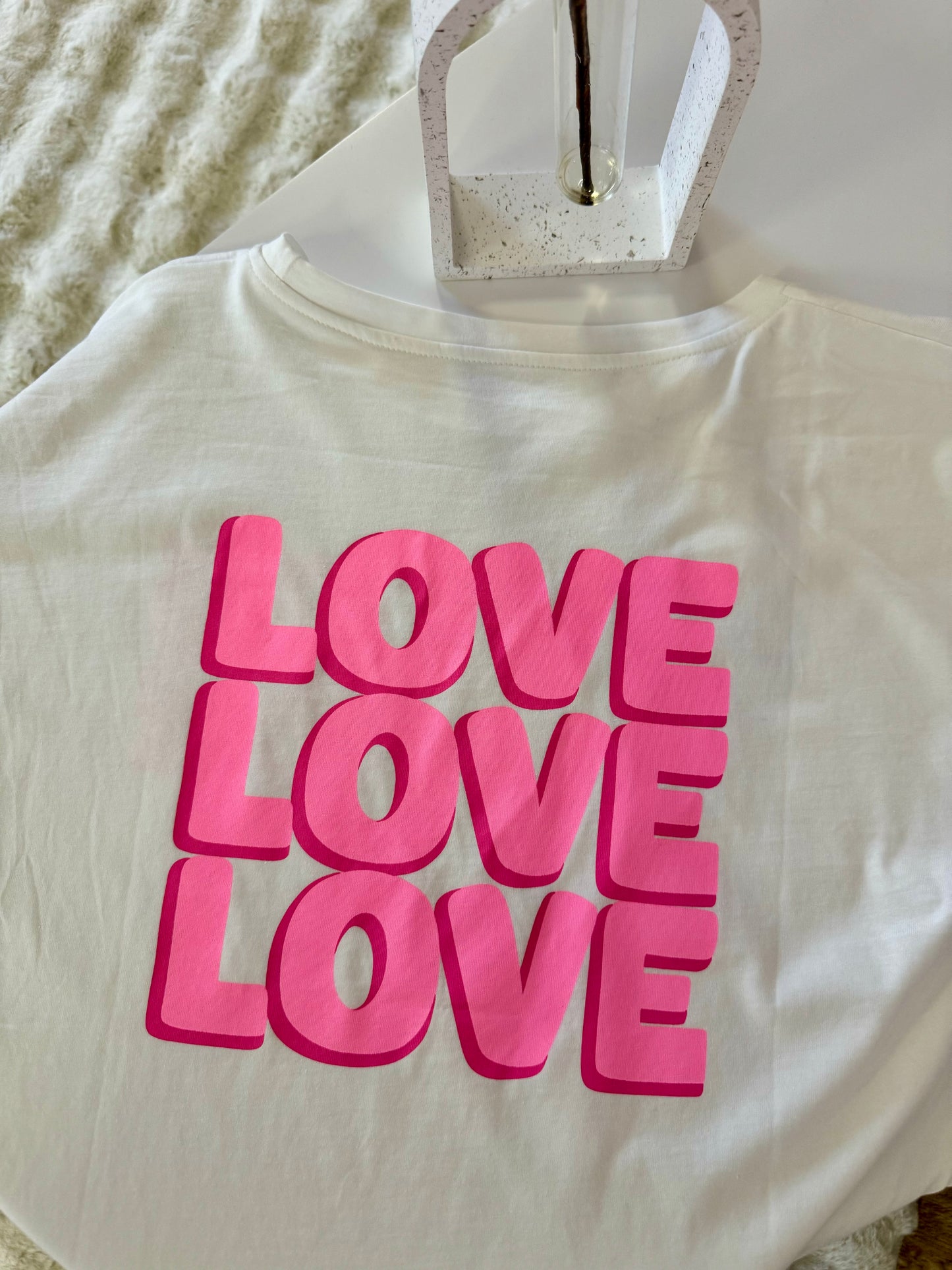 Tee shirt LOVE rose