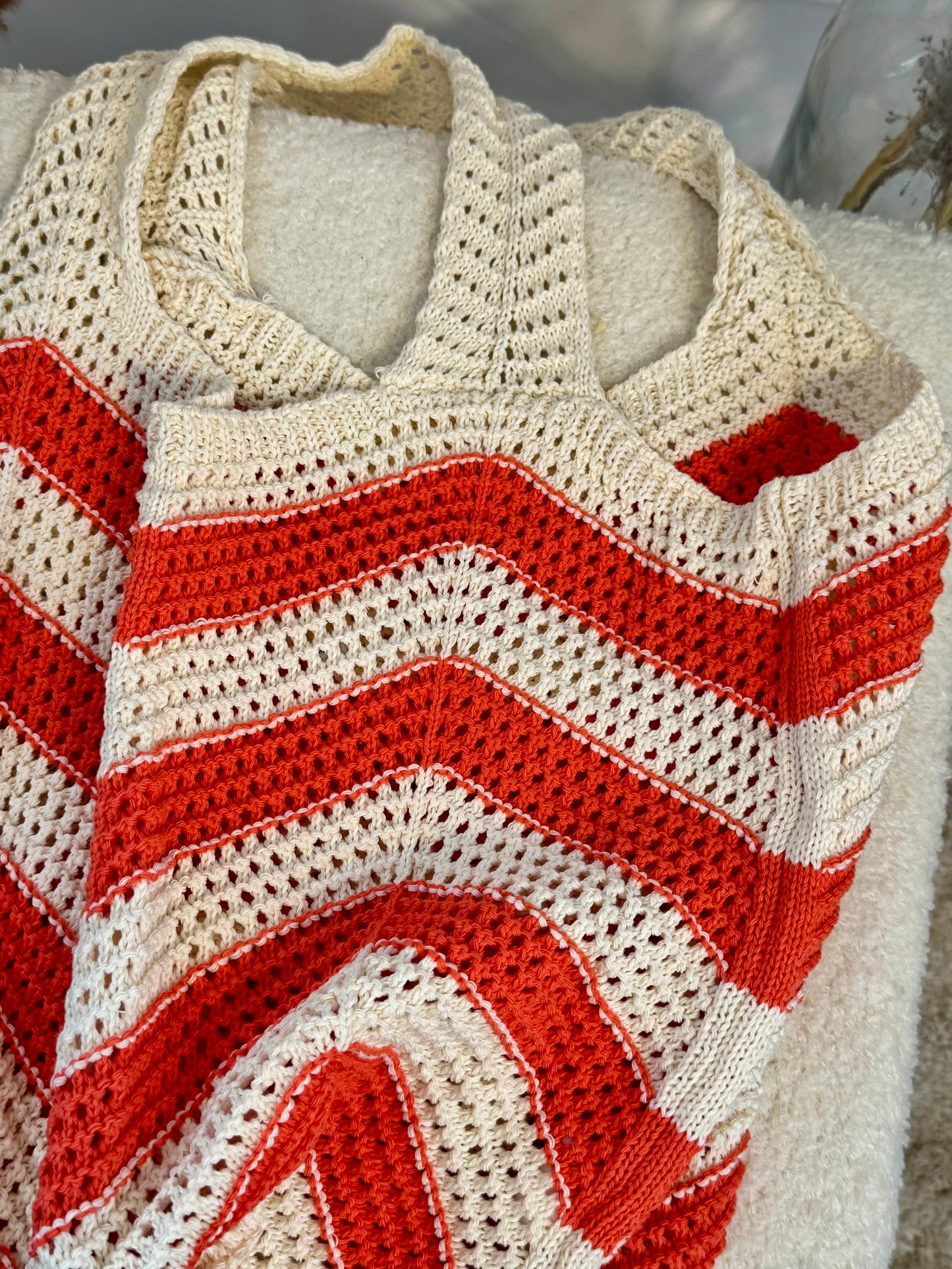 Sac tricot beige et corail