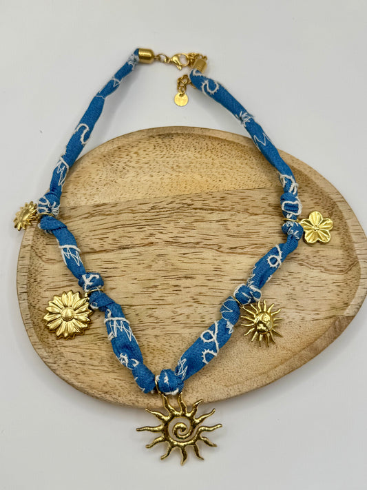 Collier cordon étoile bleu