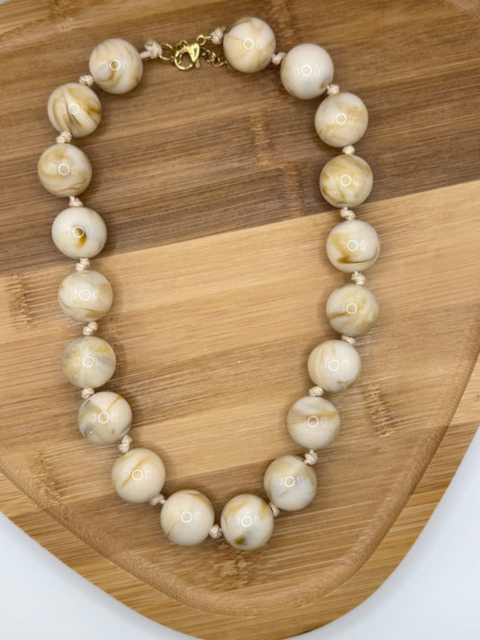 Collier perles ivoire