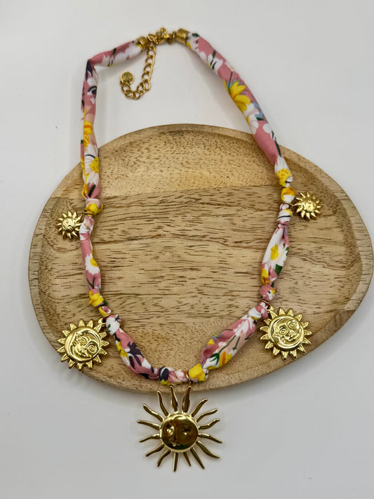 Collier cordon soleil rose